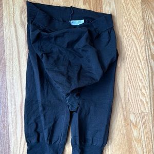 Assets by Spanx maternity black tights size 3